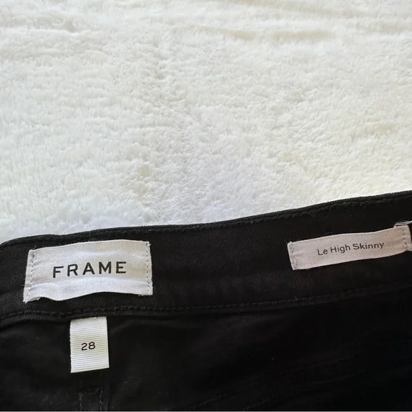 Frame Le High Skinny Black Raw Hem in Film Noir Size 28 - Picture 6 of 10